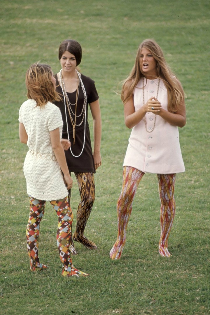 10d. High school fashion feature in Life Magazine (1969)