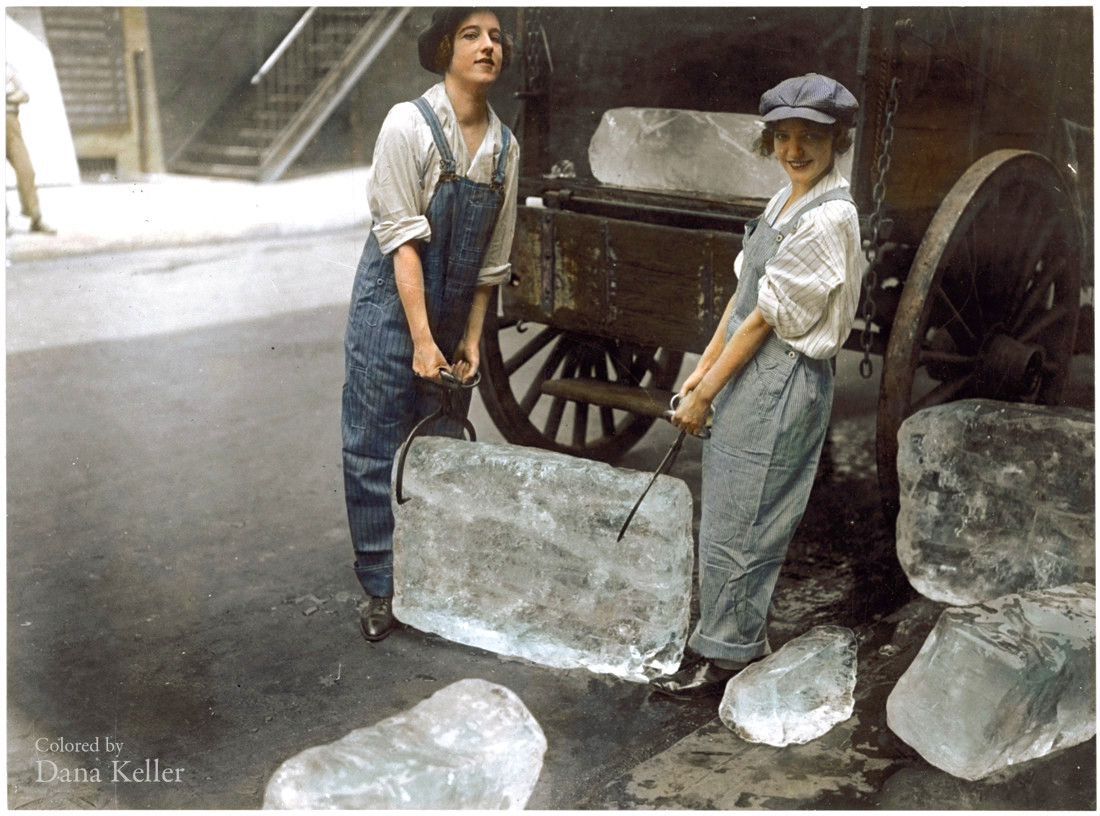 32. Girls deliver ice, 1918