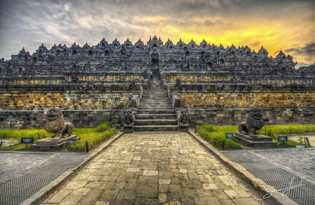7a World's largest Buddhist temple Borobudur Temple3, Central Java