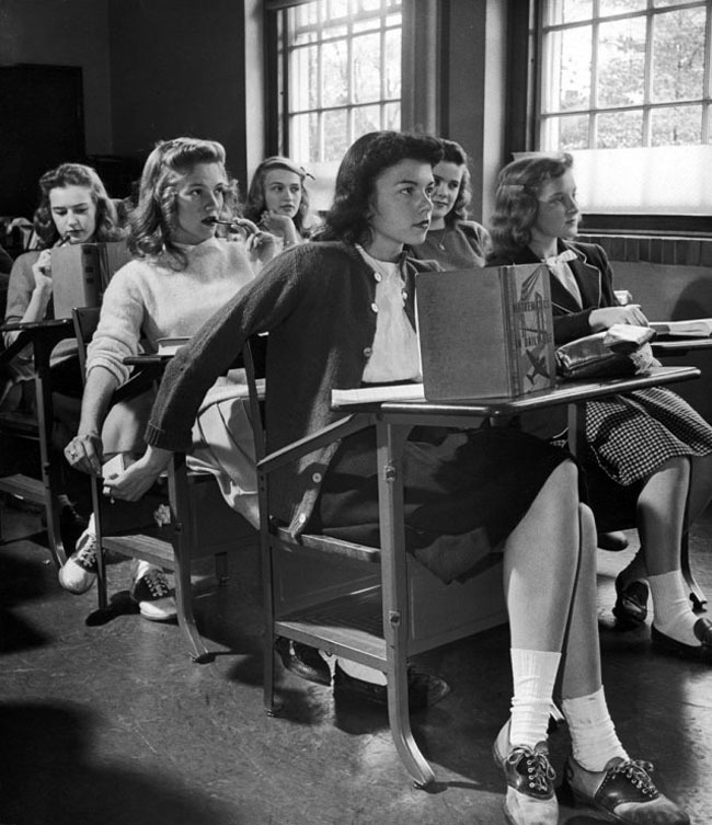 2. The original way to 'text' in Class (1944)