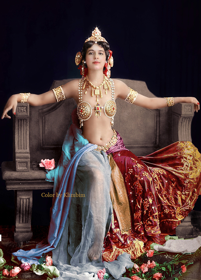 33. Mata Hari, 1910s